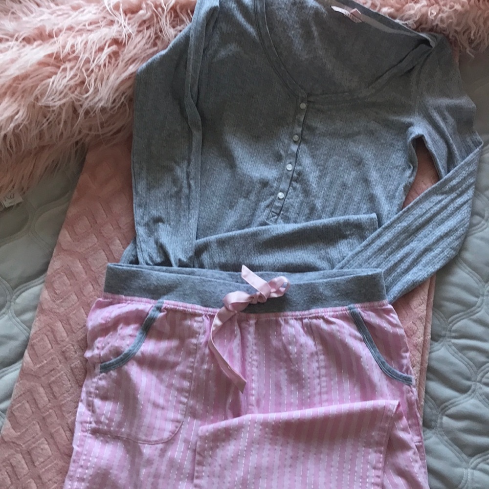 Victoria Secret lounging Pajamas